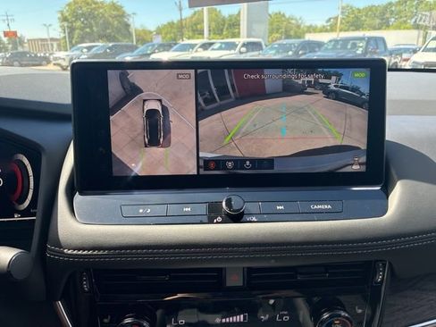 New 2026 Nissan Rogue Platinum AWD/4WD image 15