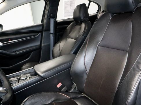 Used 2022 MAZDA MAZDA3 s image 27