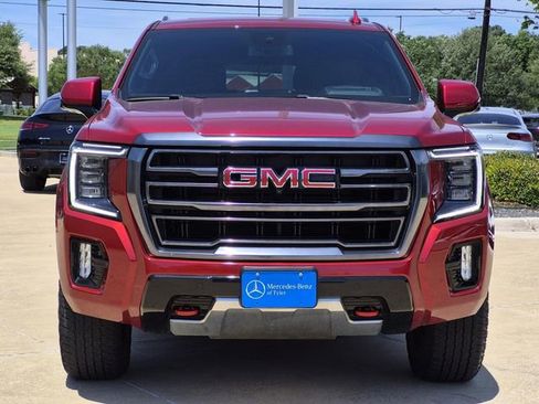 Used 2024 GMC Yukon AT4 AWD/4WD image 2