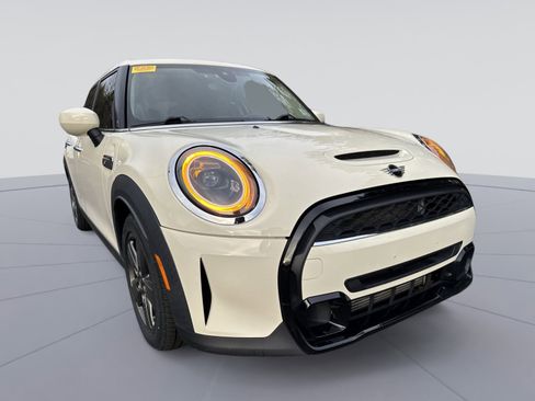 Used 2022 MINI Cooper S image 3