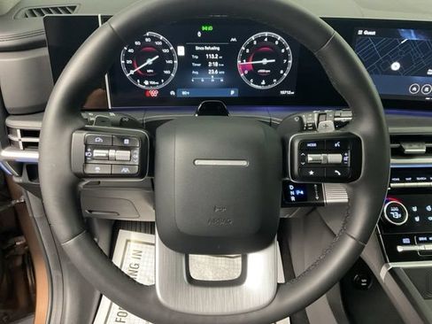 Used 2024 Hyundai Santa Fe Limited AWD/4WD image 14