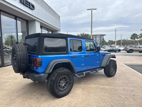 Used 2022 Jeep Wrangler Unlimited Rubicon w/ Xtreme Recon 35" Tire Package image 3