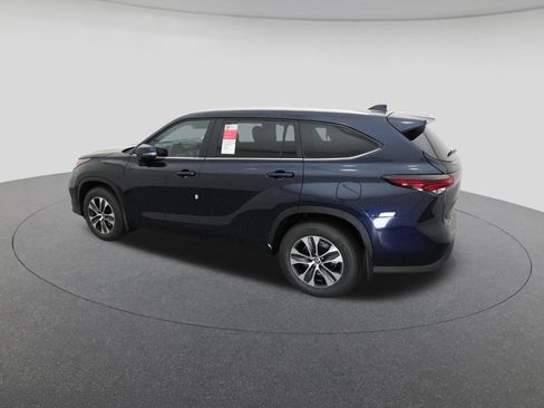 New 2026 Toyota Highlander XLE AWD/4WD image 4