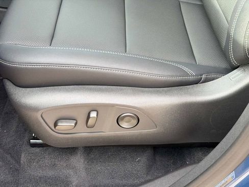 New 2026 Chevrolet Traverse LT w/ Sun and Wheel Package image 23