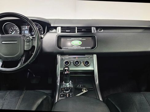 Used 2017 Land Rover Range Rover Sport SE AWD/4WD image 15