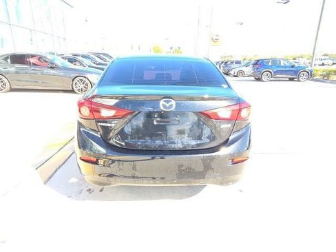 Used 2018 MAZDA MAZDA3 Touring image 6