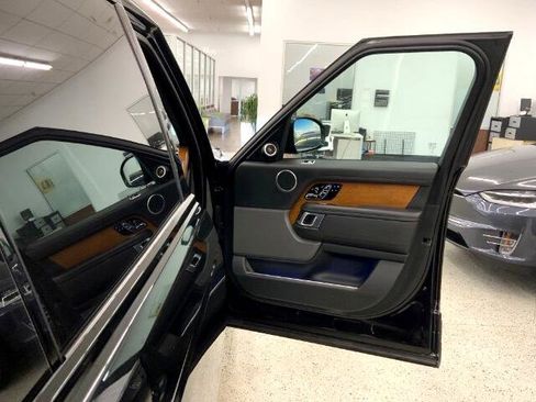 Used 2019 Land Rover Range Rover Long Wheelbase Autobiography image 39