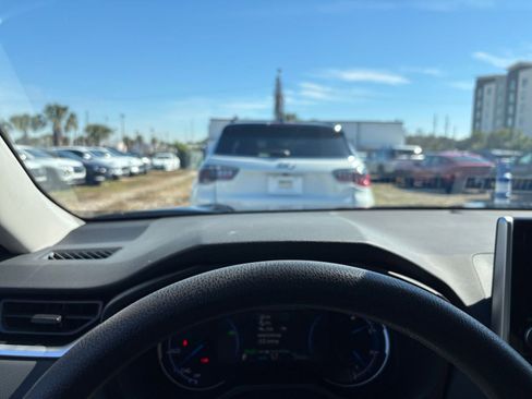 Used 2025 Toyota RAV4 LE image 35