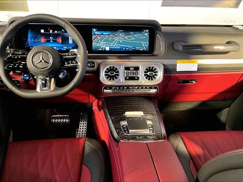 Used 2026 Mercedes-Benz G 63 AMG 4MATIC image 7