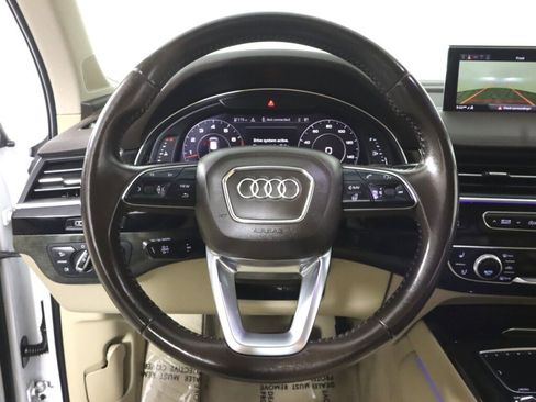 Used 2018 Audi Q7 3.0T Prestige w/ Prestige Package AWD/4WD image 11