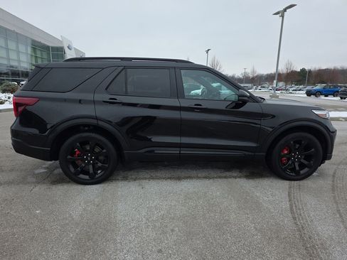 Used 2023 Ford Explorer ST w/ Equipment Group 401A image 11