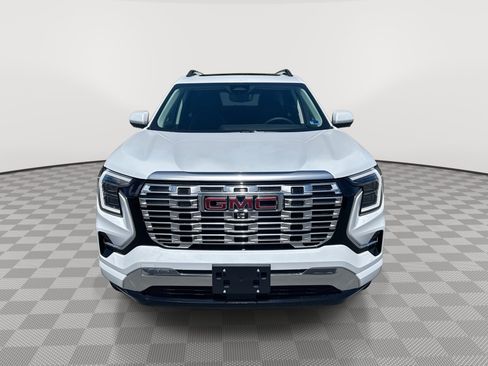 New 2026 GMC Terrain Denali AWD/4WD image 3