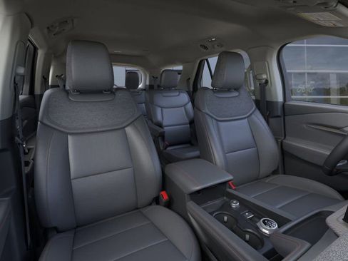 New 2026 Ford Explorer Active w/ Active Comfort Package image 8