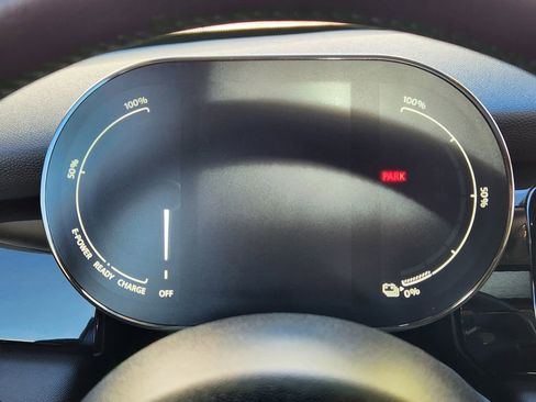 Used 2023 MINI Cooper SE image 18