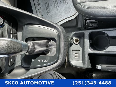 Used 2020 Ford Transit Connect XL FWD image 25