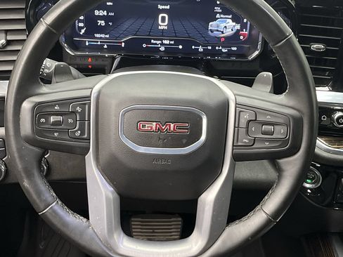 Used 2024 GMC Sierra 1500 Elevation w/ Preferred Package AWD/4WD image 15