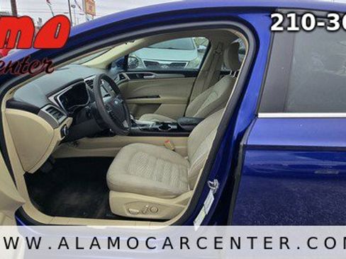 Used 2016 Ford Fusion SE FWD image 32