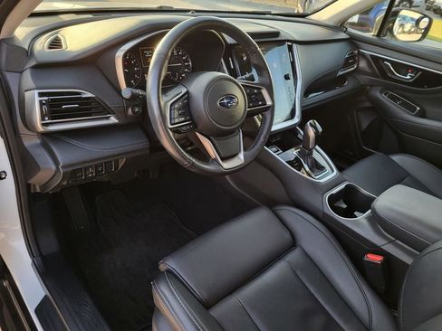 Used 2023 Subaru Outback Limited image 21