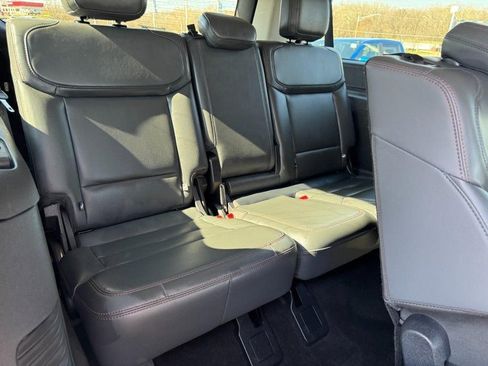 Used 2025 Ford Expedition Max Active image 11