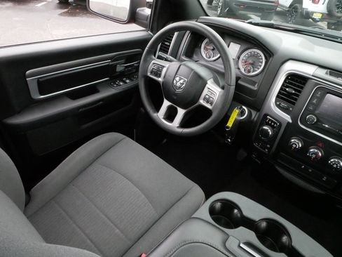 Used 2022 RAM 1500 Classic Warlock image 9