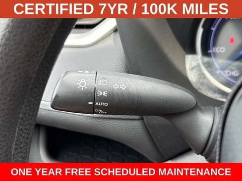Used 2025 Toyota RAV4 XLE AWD/4WD image 26