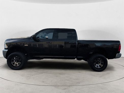 Used 2015 RAM 2500 Tradesman w/ Chrome Appearance Group image 2