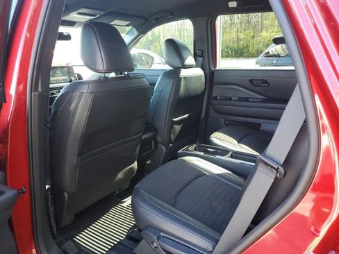 Certified 2023 Nissan Pathfinder Rock Creek image 9