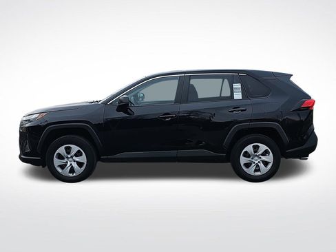 Used 2024 Toyota RAV4 LE image 10