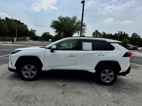 Used 2024 Toyota RAV4 XLE FWD image 4