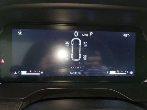 Used 2022 Jeep Grand Cherokee L Limited w/ MOPAR Finishing Package image 17