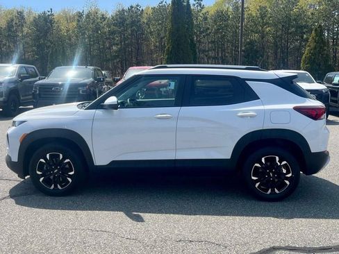 Certified 2023 Chevrolet TrailBlazer LT w/ Convenience Package AWD/4WD image 2