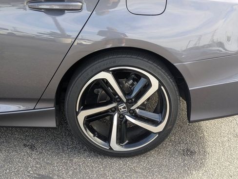 Used 2018 Honda Accord Sport image 24