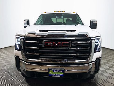 New 2026 GMC Sierra 3500 SLT w/ SLT Convenience Package AWD/4WD image 2