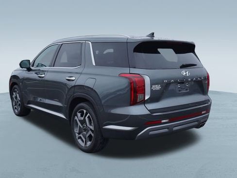 Used 2023 Hyundai Palisade SEL image 5