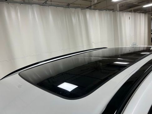 Used 2024 Volvo XC60 T8 Plus w/ Climate Package image 5