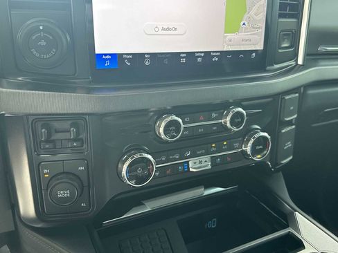 Used 2025 Ford F250 Platinum image 52