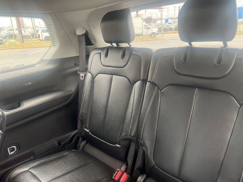 Used 2023 Jeep Grand Cherokee L Limited image 25