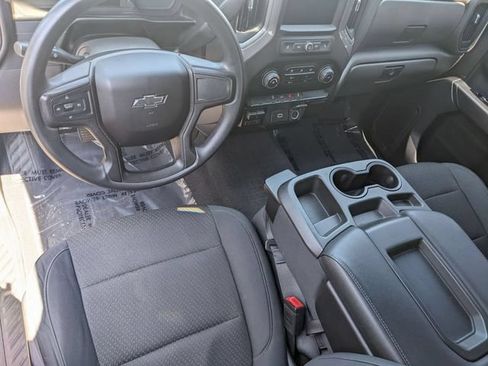 Used 2019 Chevrolet Silverado 1500 Custom Trail Boss w/ Custom Convenience Package AWD/4WD image 11