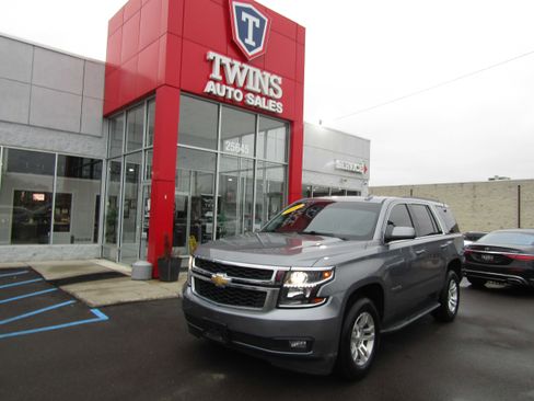 Used 2019 Chevrolet Tahoe LT image 2