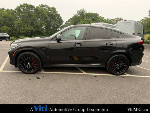 Used 2022 BMW X6 xDrive40i w/ M Sport Package AWD/4WD image 5