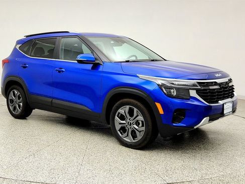Used 2024 Kia Seltos S FWD image 3