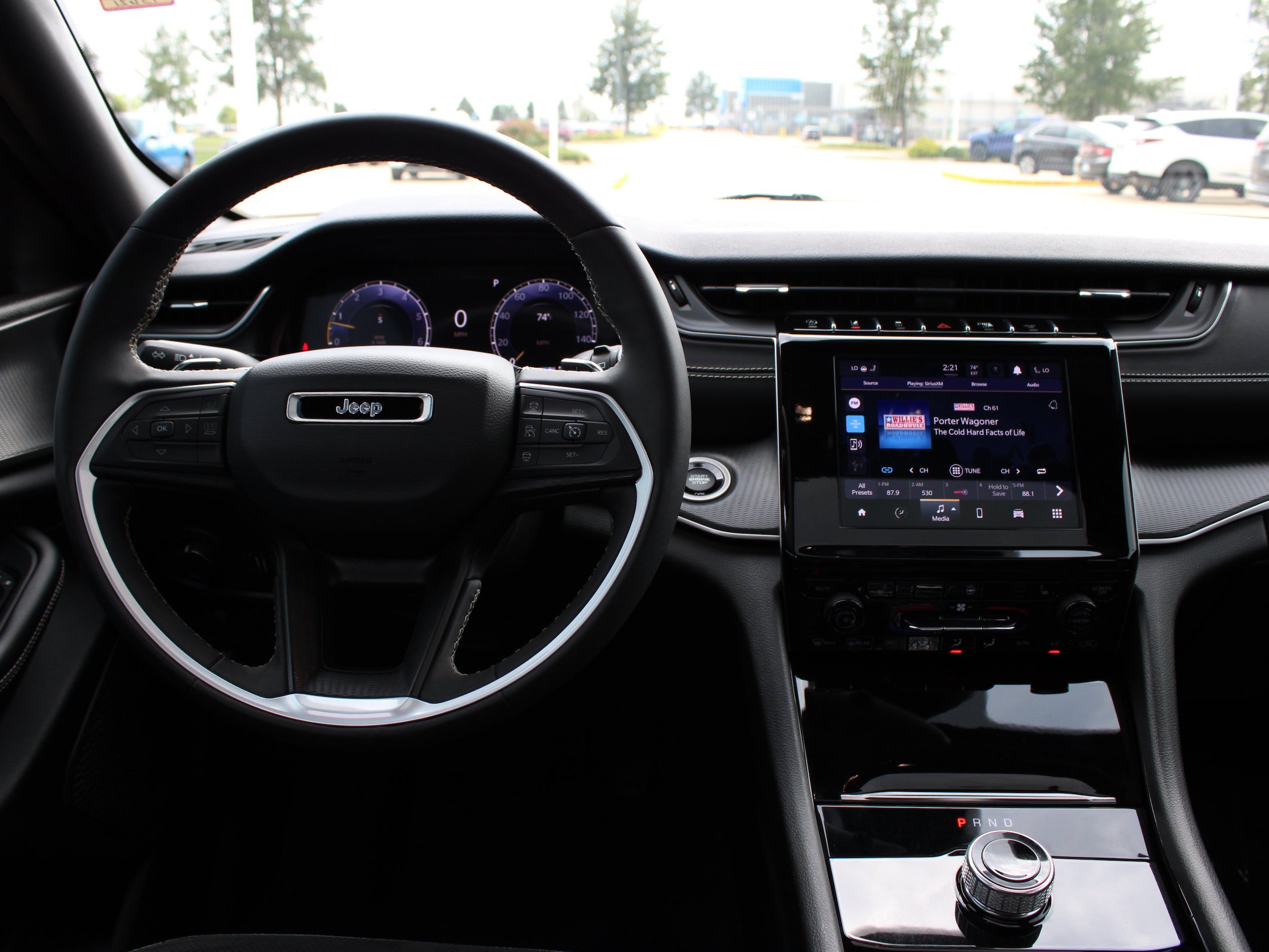 Used 2023 Jeep Grand Cherokee Altitude AWD/4WD image 16