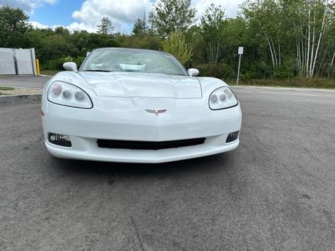 Used 2008 Chevrolet Corvette Convertible w/ Preferred Equipment Group RWD image 8