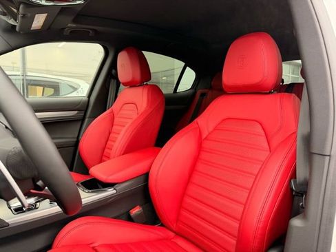 New 2026 Alfa Romeo Stelvio Sprint AWD/4WD image 13