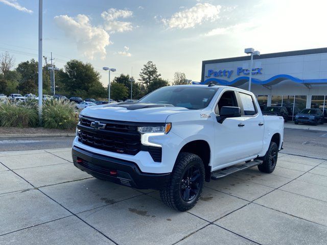 Used 2023 Chevrolet Silverado 1500 LT Trail Boss w/ Protection Package AWD/4WD image 4