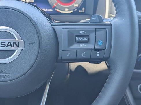 Used 2021 Nissan Rogue Platinum FWD image 22