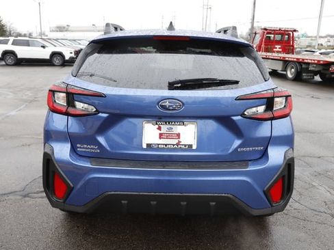 Used 2025 Subaru Crosstrek 2.5i Premium AWD/4WD image 4