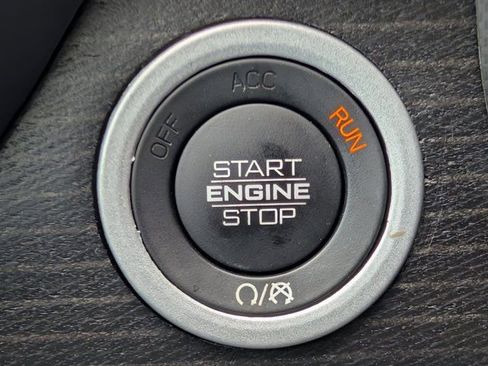 Used 2023 RAM 1500 Limited image 25