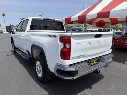 Used 2025 Chevrolet Silverado 2500 LT w/ Convenience Package AWD/4WD image 6