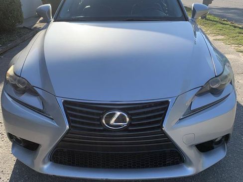 Used 2014 Lexus IS 250 w/ Premium Package RWD image 2